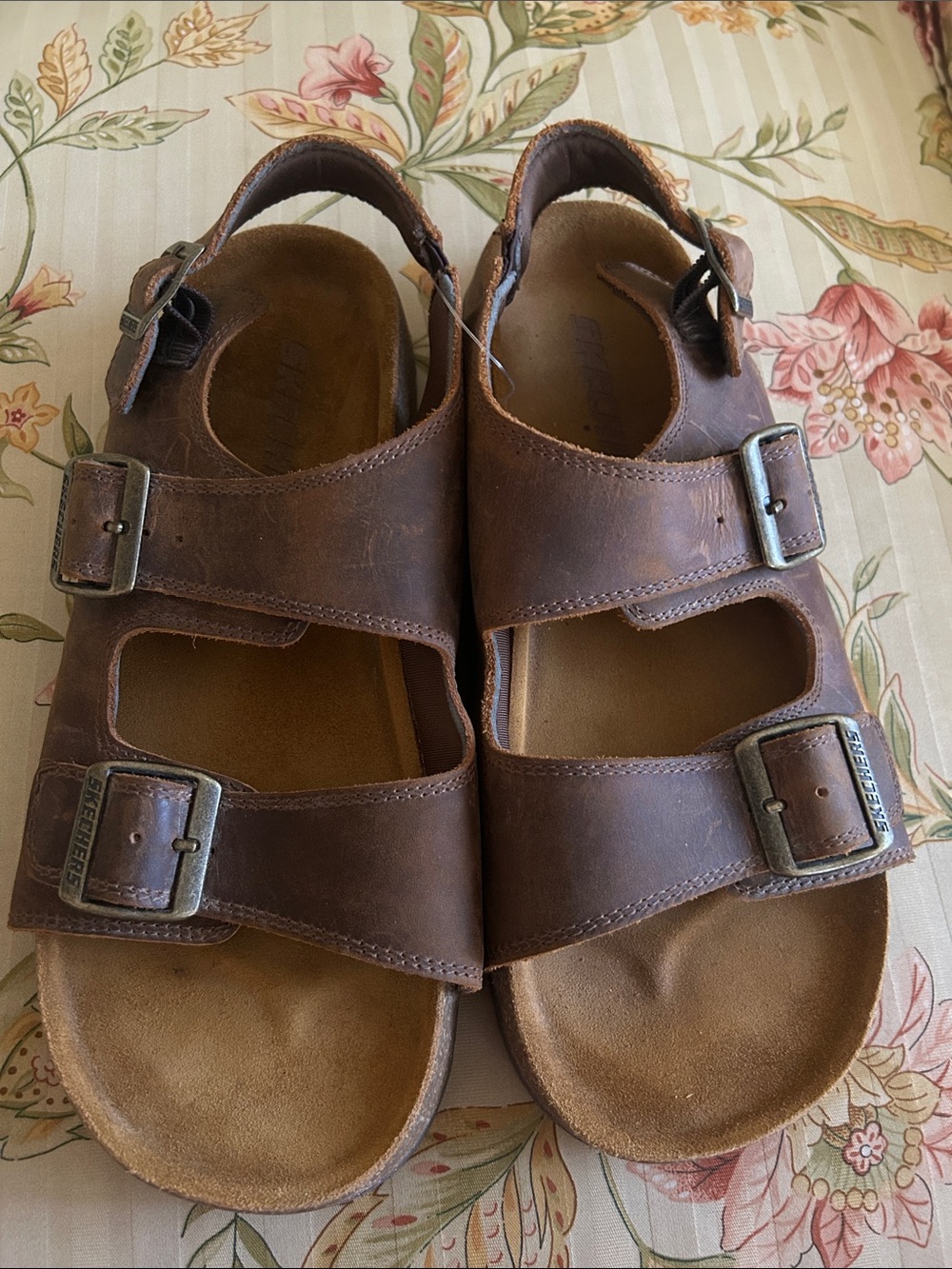 Sketchers Leather Sandals Men’s 9 NEW